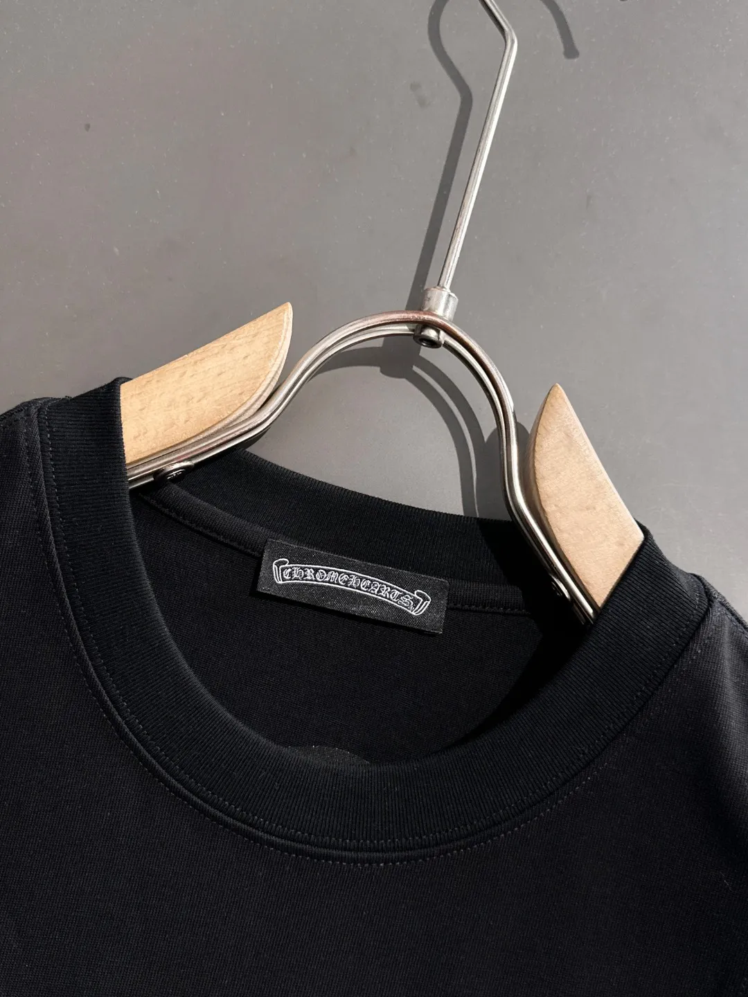 🅿️270 shipped next day Croxin 2025 spring and summer new style (top quality, differentiated currency) launches double yarn pure cotton fabric short sleeves, early spring catwalk style, personalized and exclusive style, same style for men and women, using imported custom dyed fabrics, chain bottom back collar, fully shoulder-covering, no deformation or shrinkage when exposed to water, SIZE: M to 4XL